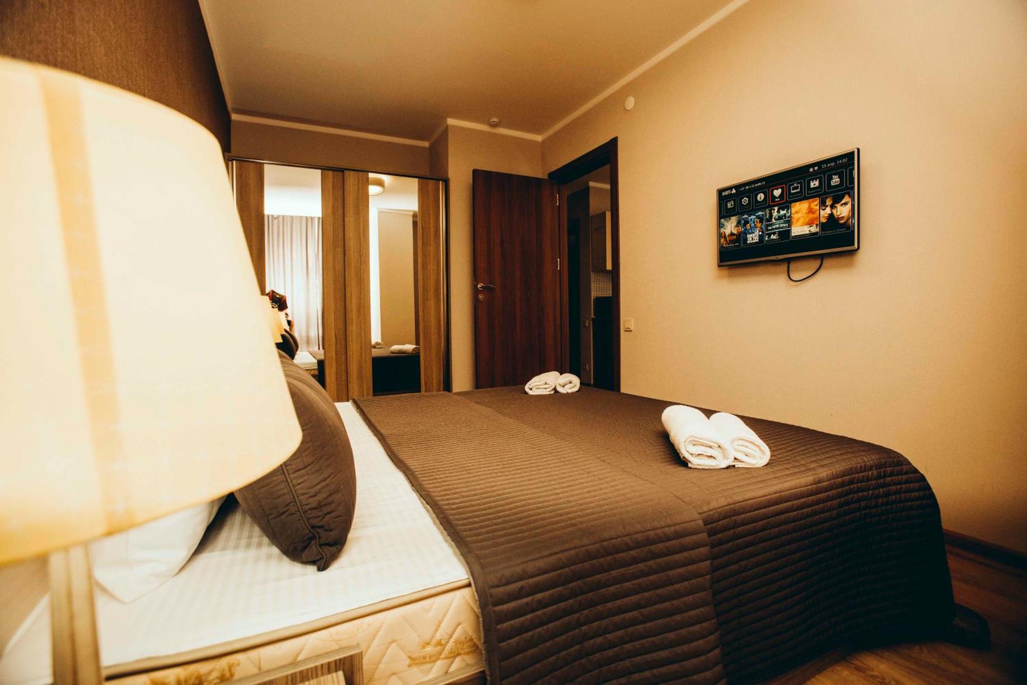 Holiday Lux Tower Batumi Room photo