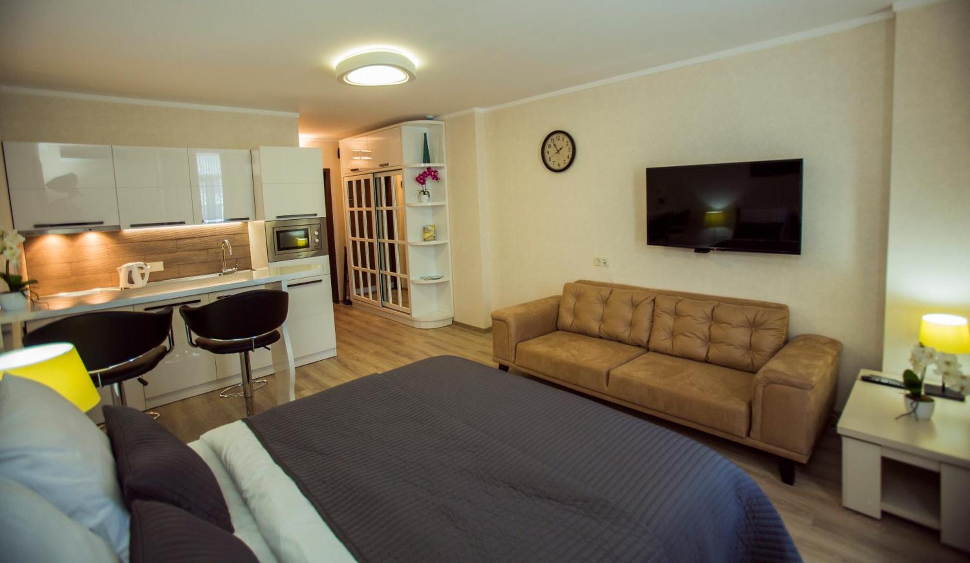 Holiday Lux Tower Batumi Exterior photo